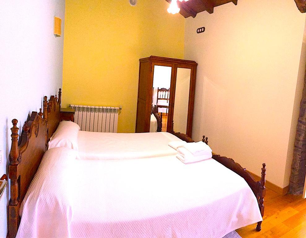 Vila Peregrina Castaneda  Zewnętrze zdjęcie
